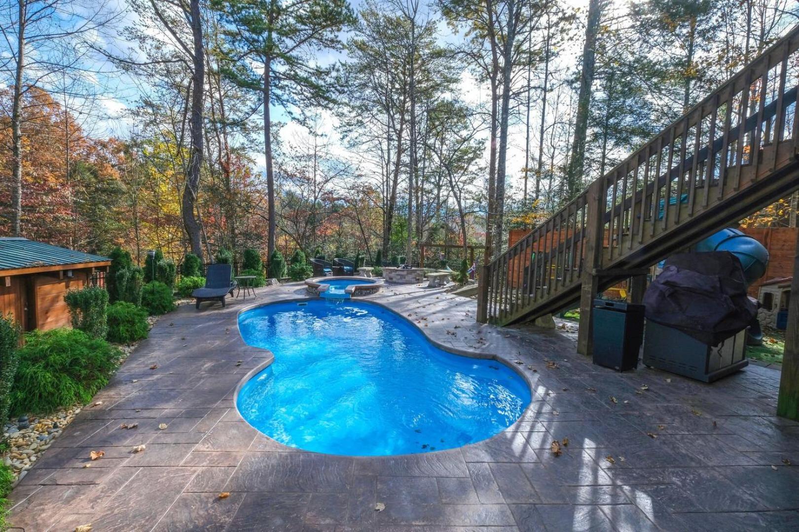 ガトリンバーグ Pitter Patter Swimming Pool Ht Near D'Townヴィラ エクステリア 写真